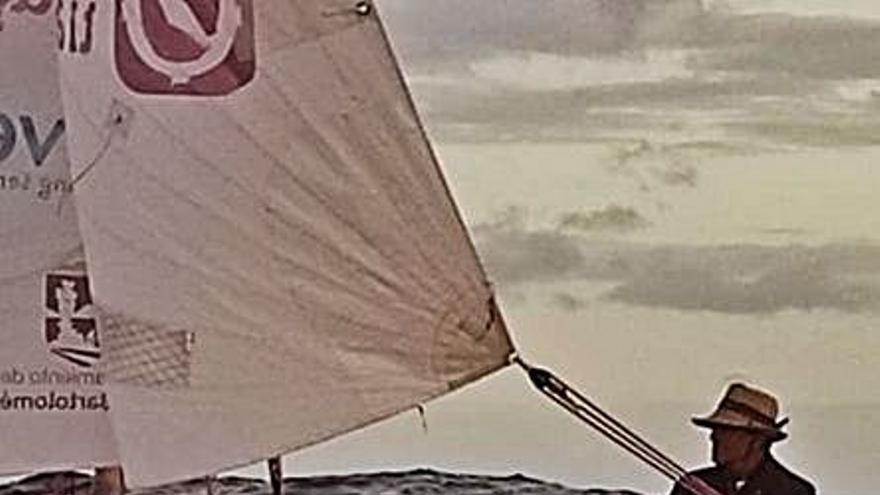 El barquillo ‘Pleamar’ navega a Gran Canaria contra el cáncer
