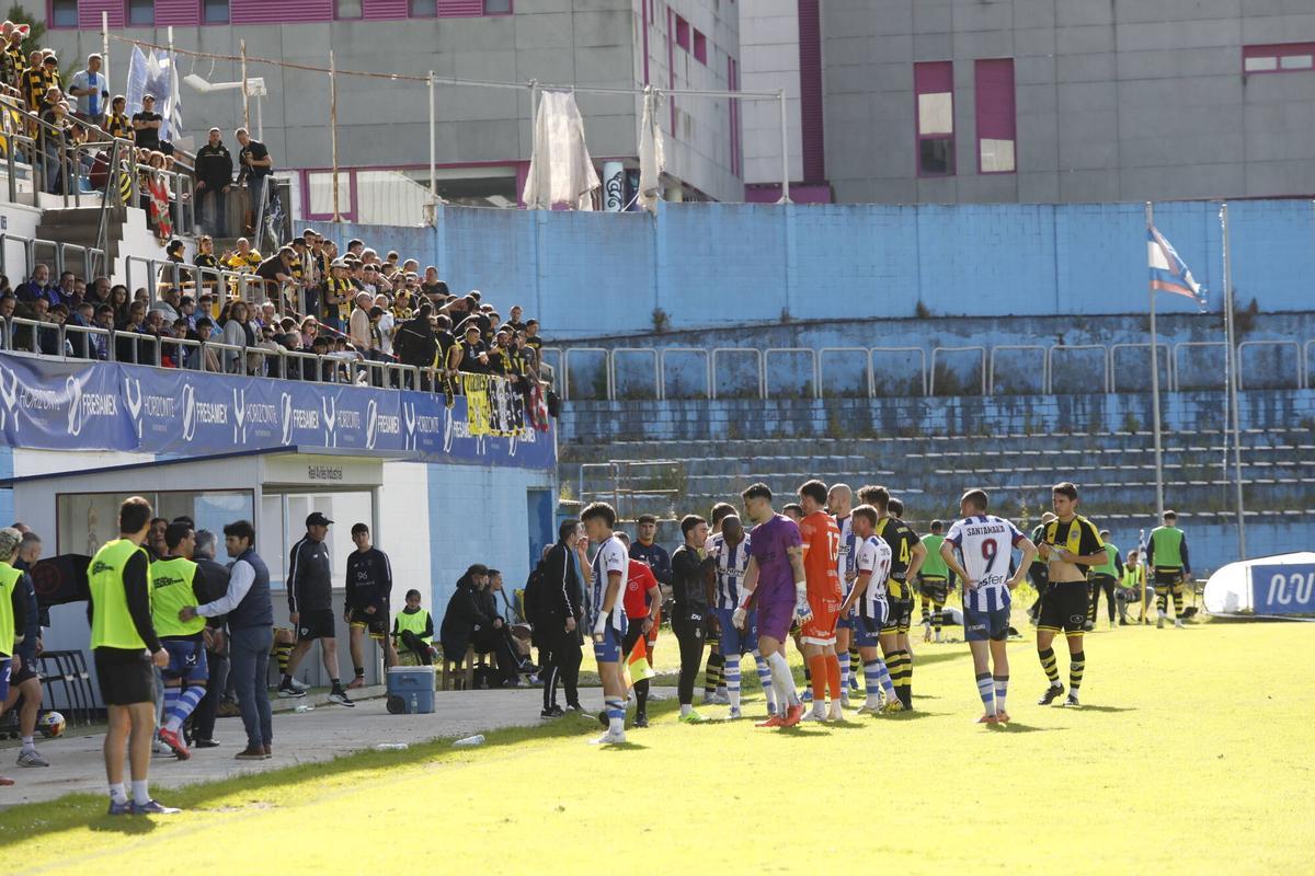 EN IMÁGENES: El Avilés se juega la salvación a una última bala: estrepitosa derrota ante el Barakaldo