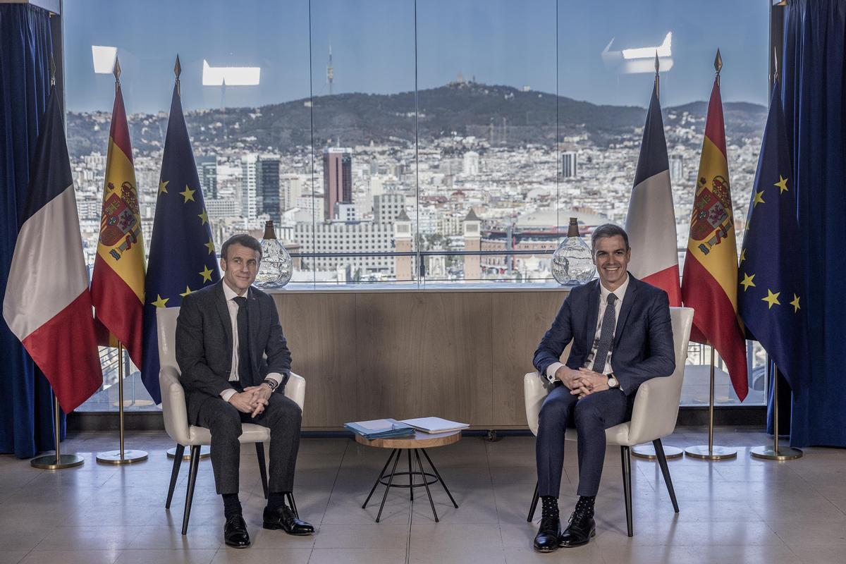 Pedro Sánchez y Emmanuel Macron, en la cumbre entre España y Francia celebrada en Barcelona