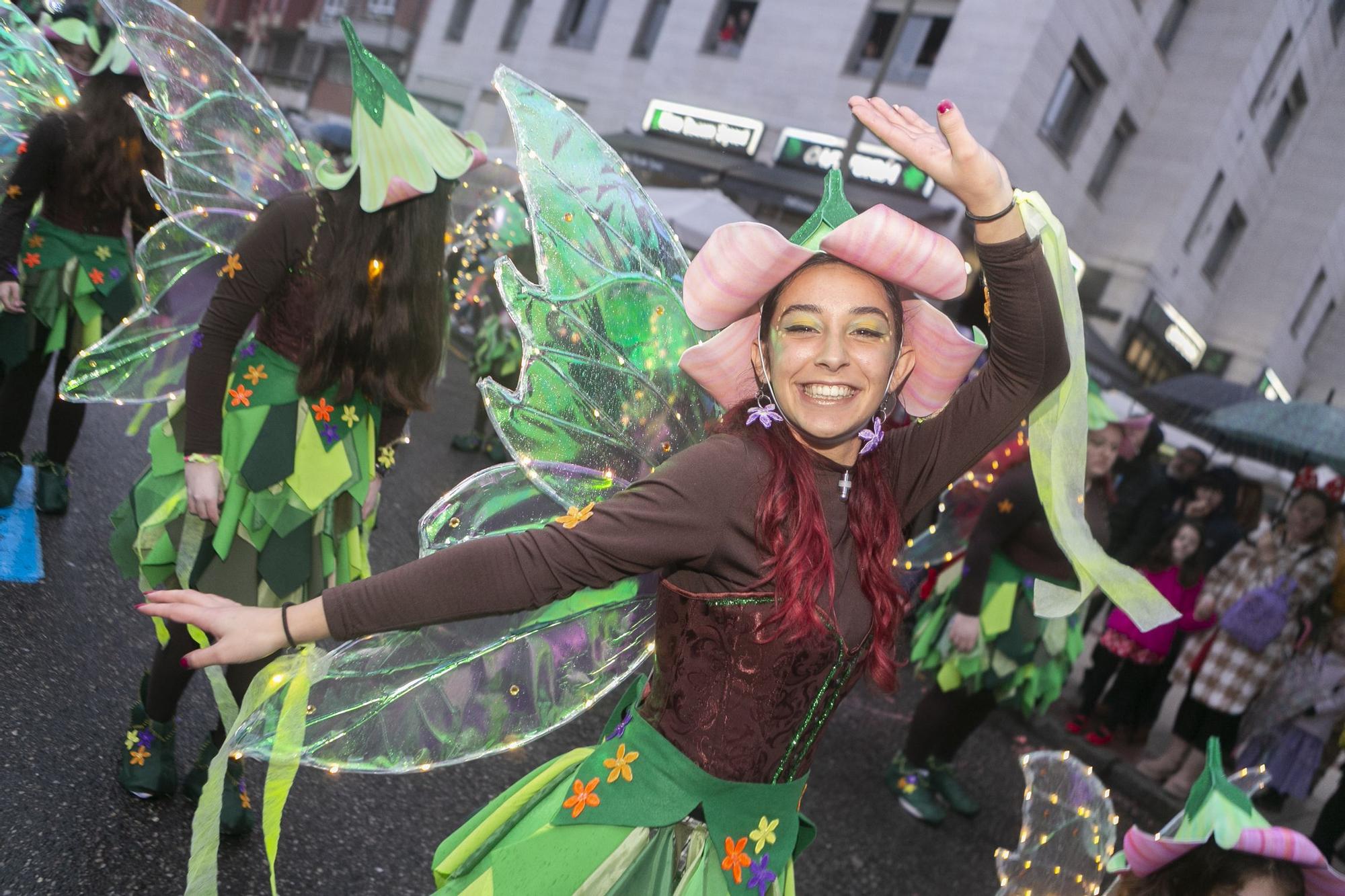 EN IMÁGENES: Gran desfile de Martes de Carnaval en Avilés