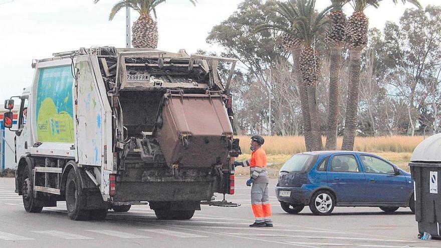 Burriana soporta un agujero en el servicio de basura de un millón de euros