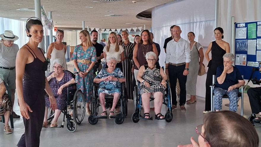 Presentan en Menorca la historia clínica electrónica de usuarios de residencias, accesible para el personal sanitario y el sociosanitario