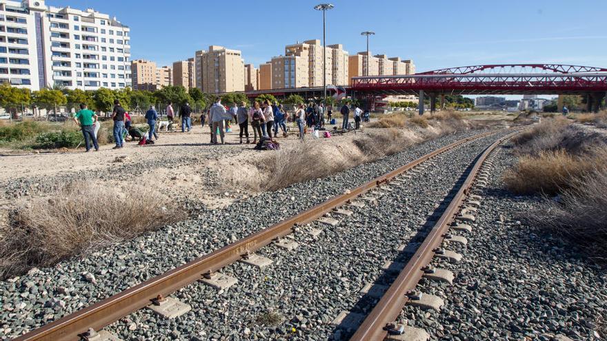 La oposición critica al alcalde por sus declaraciones sobre el parque central