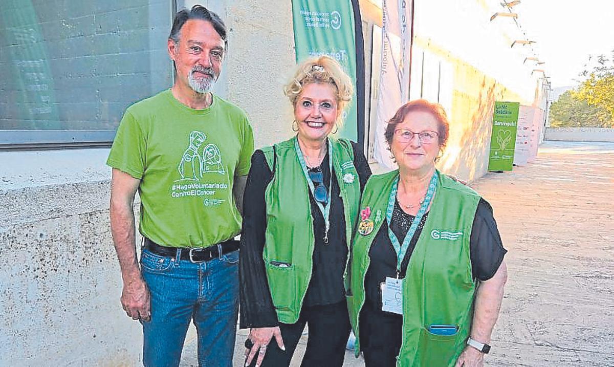 Jaime Torres, Antonia Roselló y Teresa Mora.