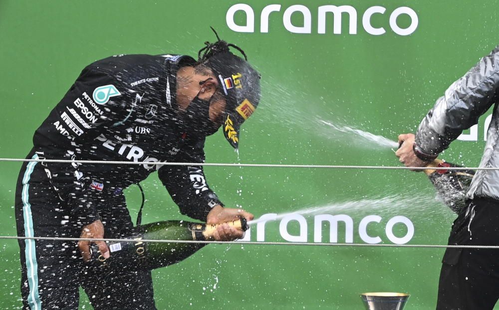 Fórmula 1: Hamilton gana el GP de Eifel