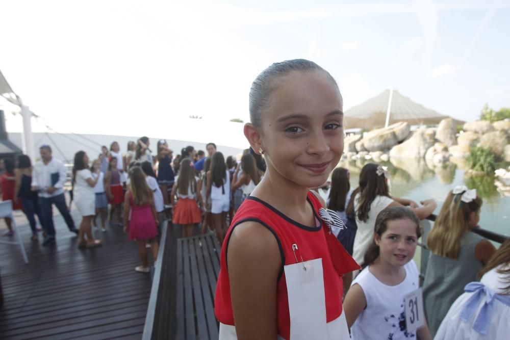 Las candidatas a la Corte de Honor Infantil, en l'Oceanogràfic