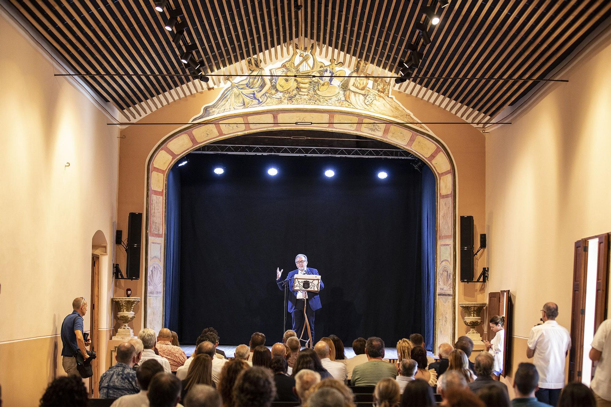 Así ha sido la inauguración del teatro modernista del Palau-Castell de Betxí