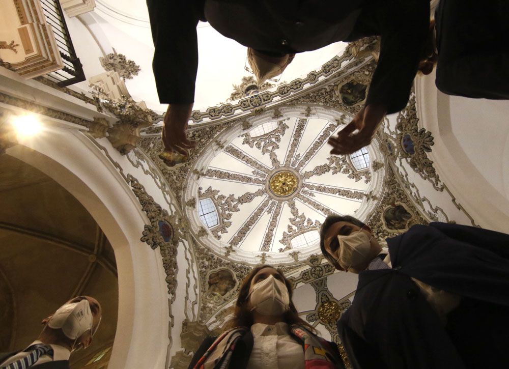 Y la luz se hizo en la iglesia de San Francisco