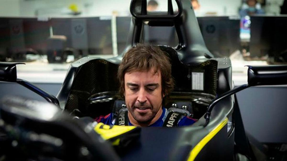 Renault hace oficial el estreno de Alonso hoy en Barcelona