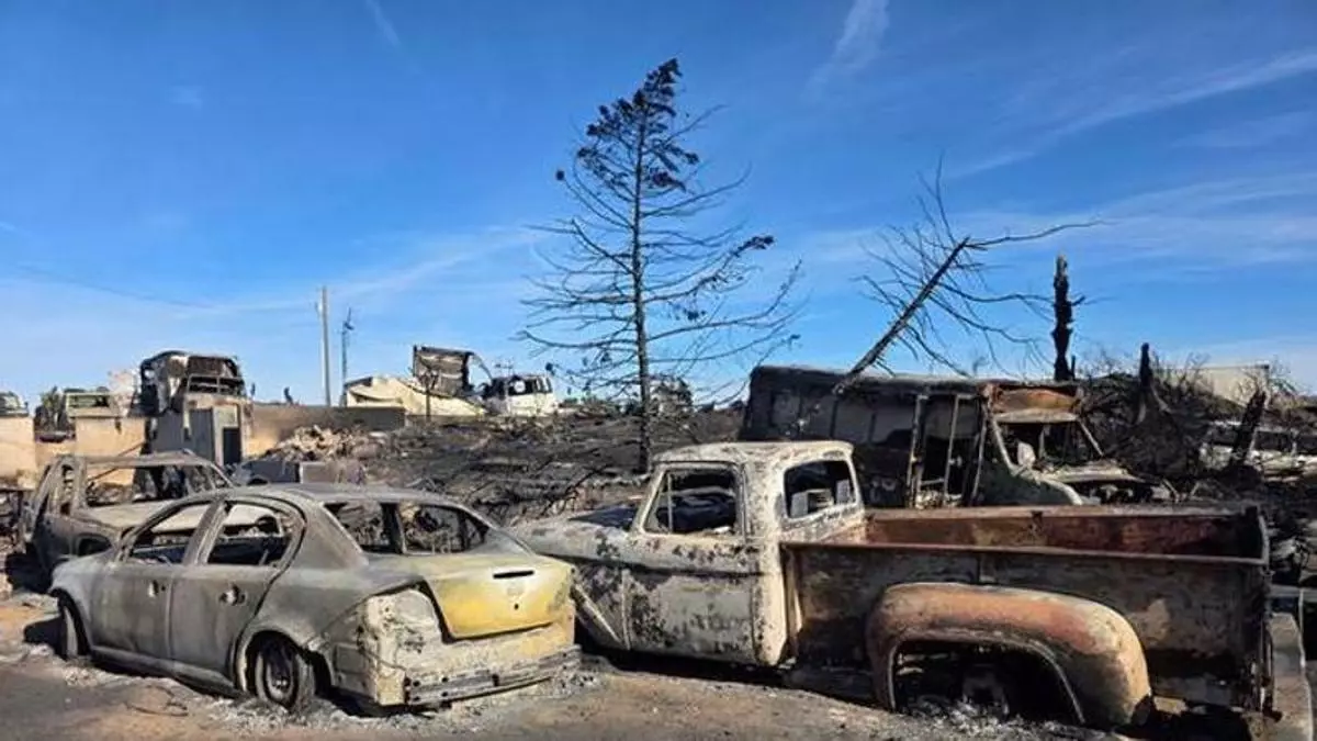 El incendio que lo cambió todo: el desguace con más de 8.000 coches clásicos que arrasó el fuego