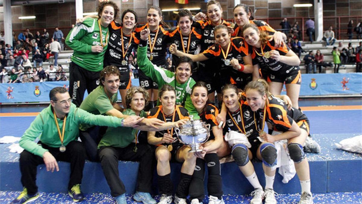 El Bera Bera de San Sebastián quiere seguir hacendo historia dentro del balonmano femenino nacional