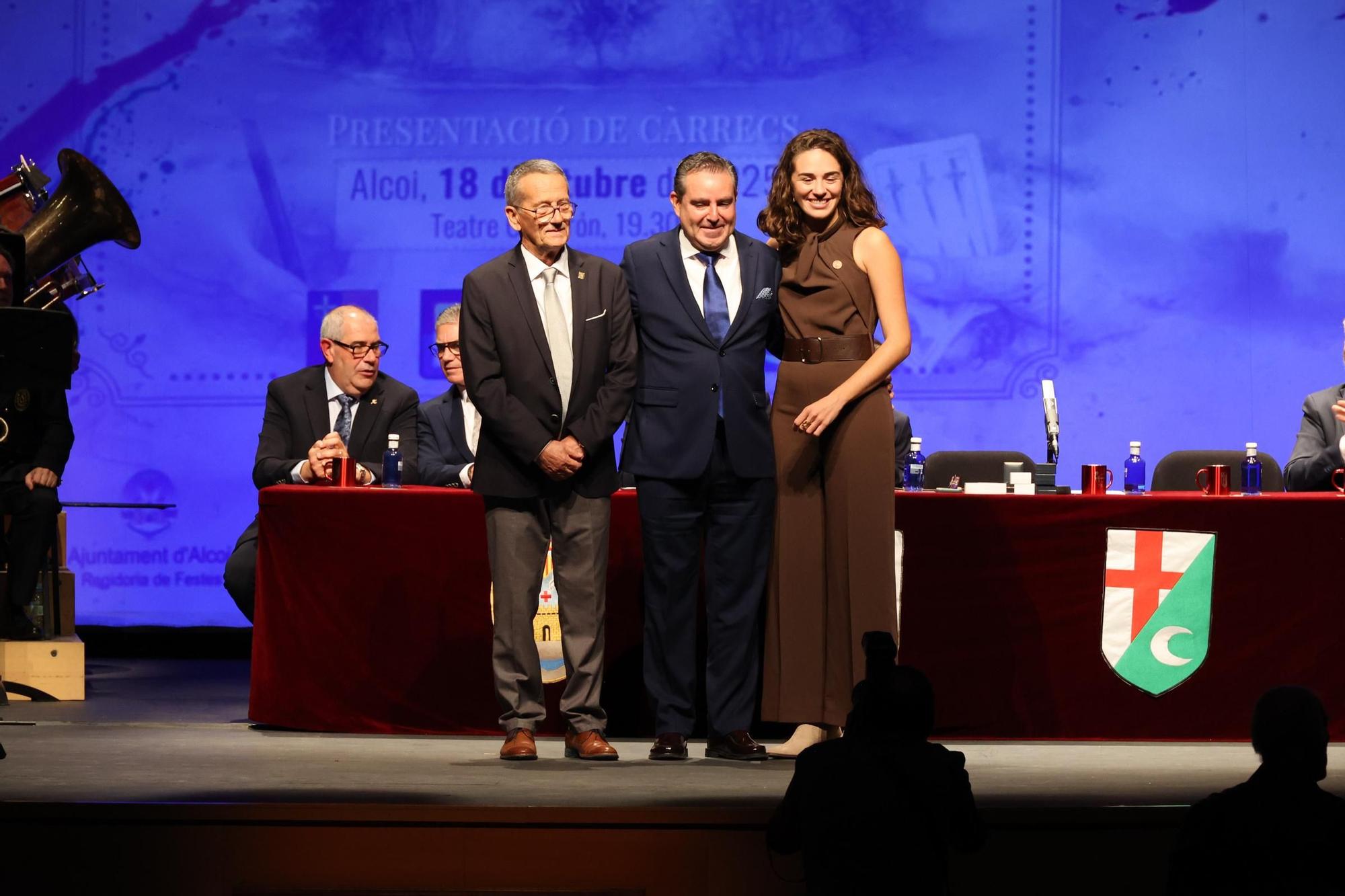 La presentación de los cargos festeros de Alcoy de 2026, en imágenes
