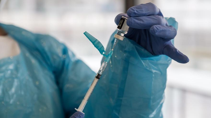 La vacunación de los mayores de 80 años de Baleares comenzará la segunda semana de marzo