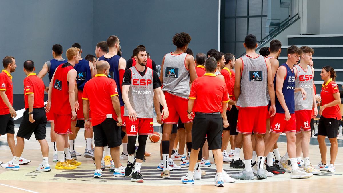 La selección masculina de baloncesto continúa preparando en el Pabellón Triángulo de Oro de Madrid su participación en el Mundial.