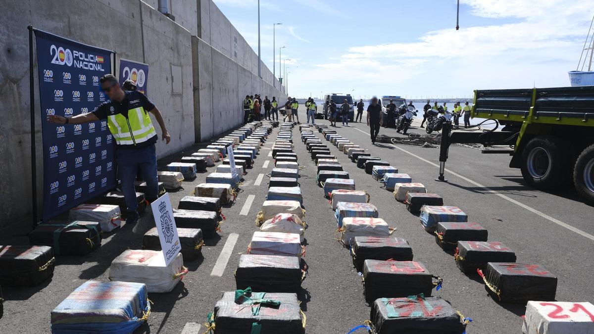 Una mafia búlgara se enfrenta a 10 años de cárcel por traficar con cocaína y marihuana entre la Península y Gran Canaria