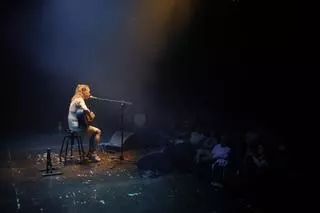 Crítica de Javier Losilla del concierto de Kristin Hersh: Músicas dispares, domingos dispersos