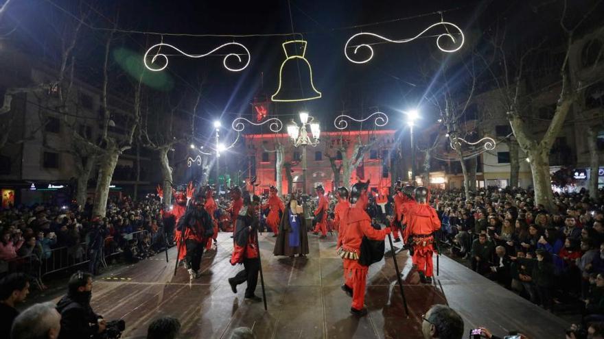 Sant Antoni 2018: la &#039;revetla&#039; nocturna de sa Pobla