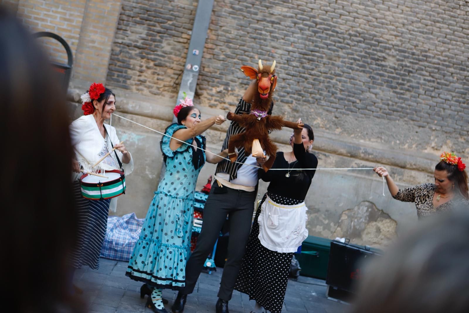 EN IMÁGENES | Off de calle: el espejo negro (Andalucía) presenta La cabra