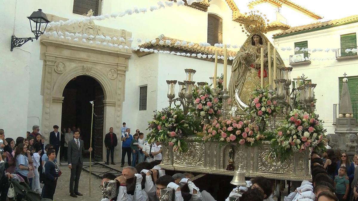 Procesión de María Santísima de los Desamparados en Priego, este domingo.