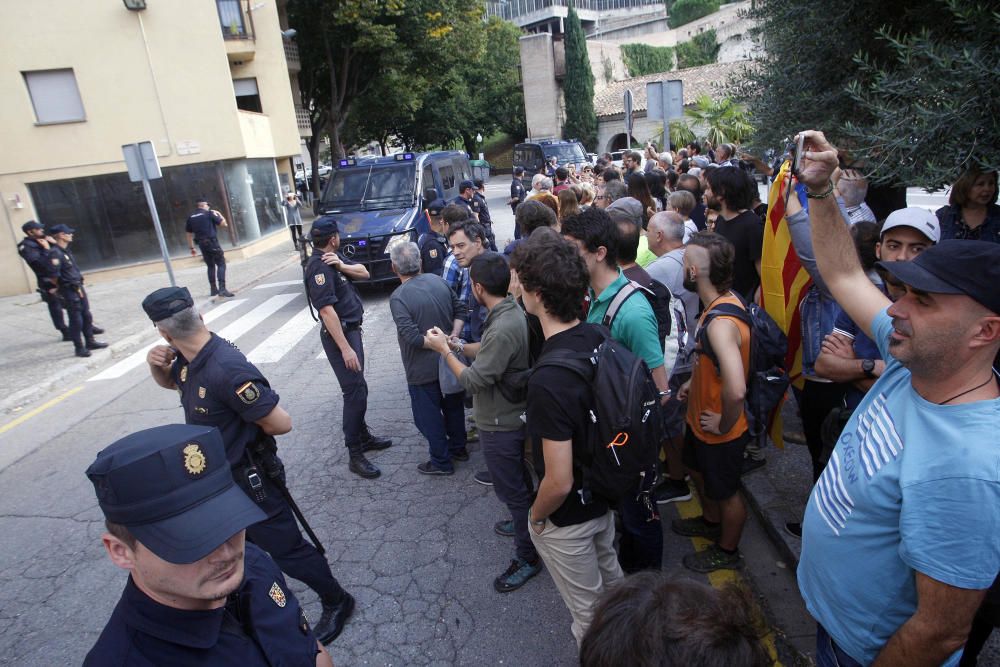 Dos gironins han declarat avui davant la Policia per clonar les webs del referèndum