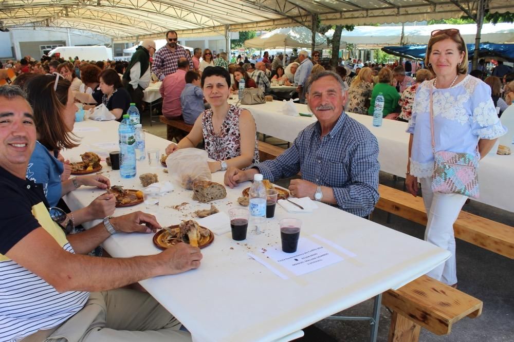 La XVIII edición de la fiesta gastronómica coincide con la celebración del Concurso-Exposición de Espantallos na Ruta do Río Barbeira.