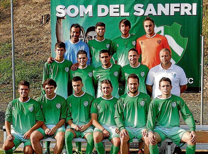 Tots els equips del FC Fruitosenc i SF Escola de Futbol