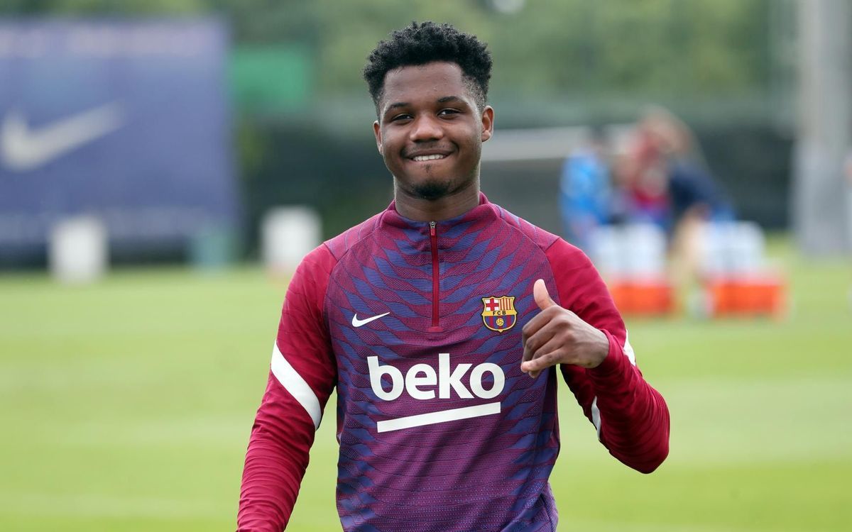 Ansu Fati, en un entrenamiento con el Barça en la ciudad deportiva.