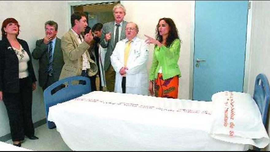 Salud Mental. La consejera de Salud, María Jesús Montero, acudió ayer a Málaga para conocer las nuevas instalaciones del Clínico. d. pérez