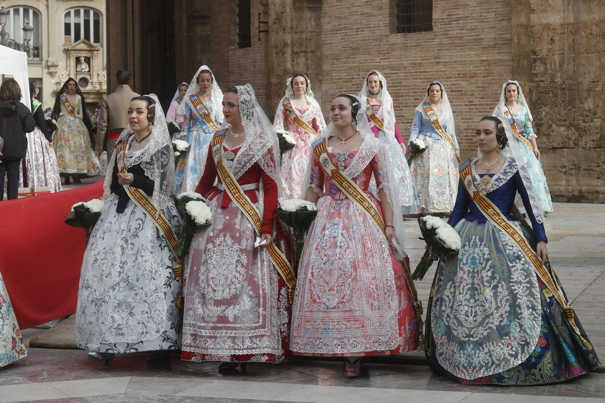 Búscate en el segundo día de ofrenda por la calle de la Paz (entre las 15:30 a las 17:00 horas)