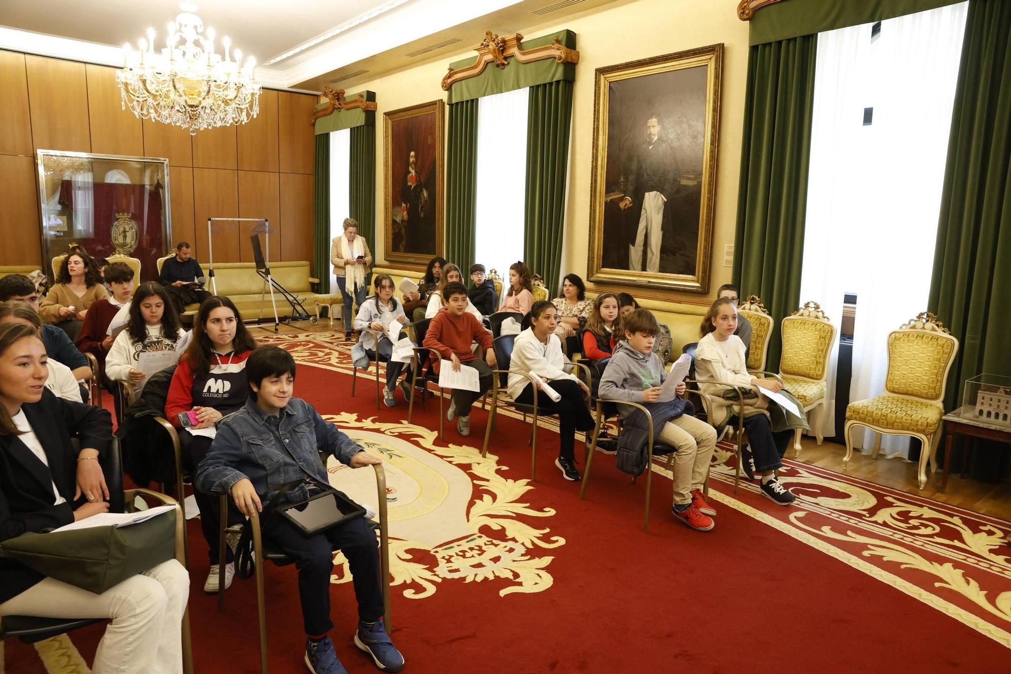El Pleno del Consejo Municipal de Infancia y Adolescencia de Gijón, en imágenes