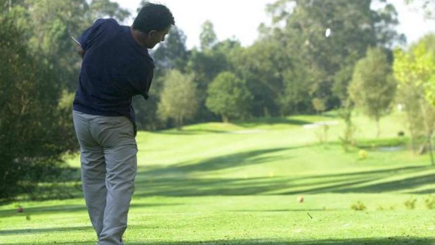 Instalaciones del campo de golf de Larín. / carlos pardellas