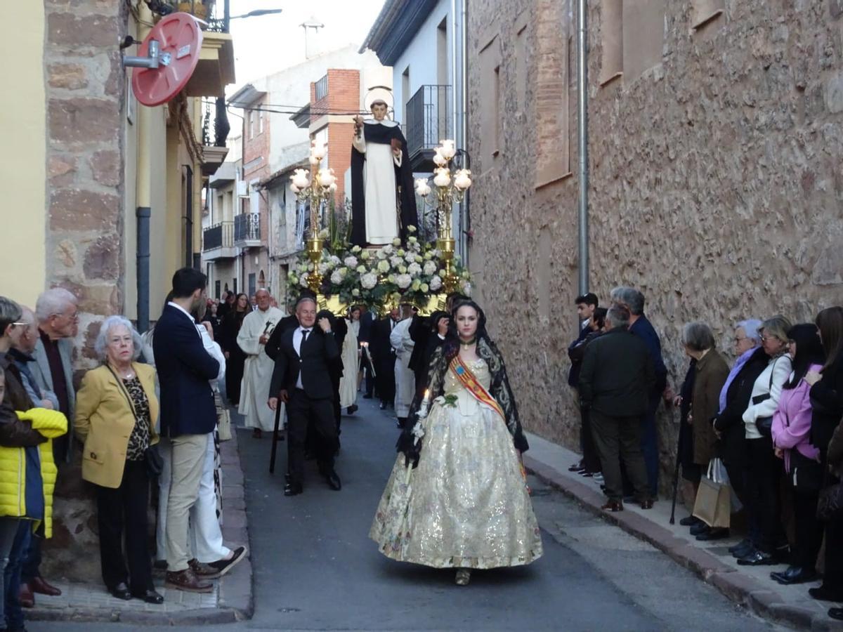 Galería de fotos de la procesión por el día de Sant Vicent en las fiestas patronales de la Vall Galería de fotos de la procesión por el día de Sant Vicent en las fiestas patronales de la Vall