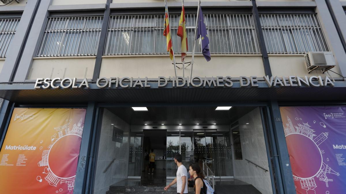 Escuela Oficial de Idiomas en València.