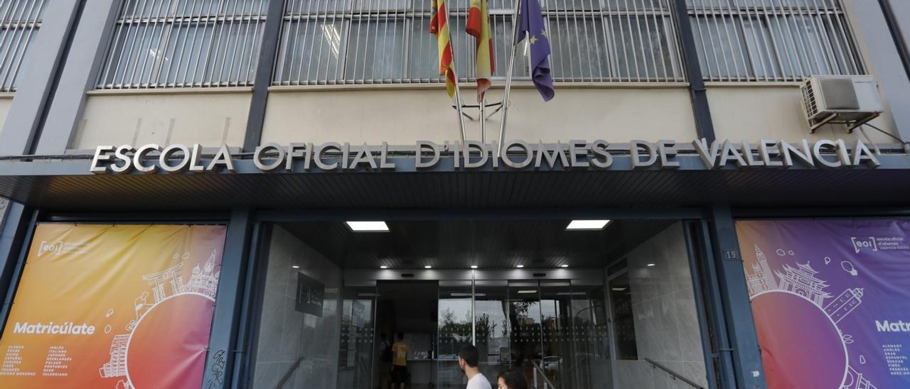 Escuela Oficial de Idiomas en València.