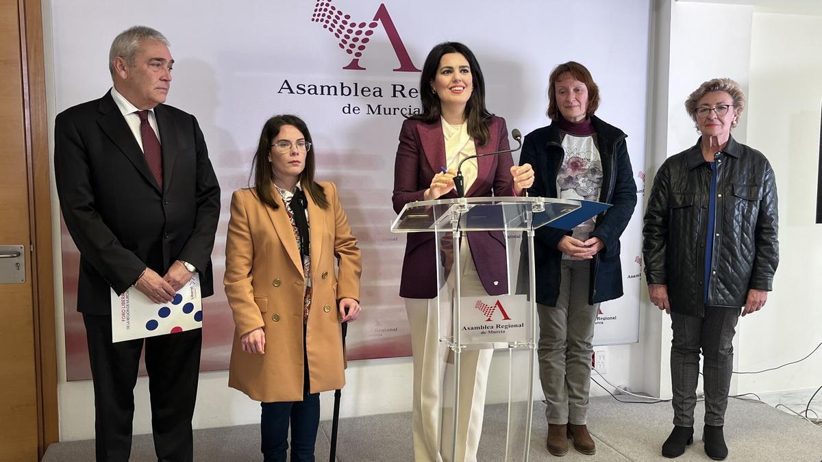 Rueda de prensa conjunta de todos los grupos parlamentarios, la semana pasada.