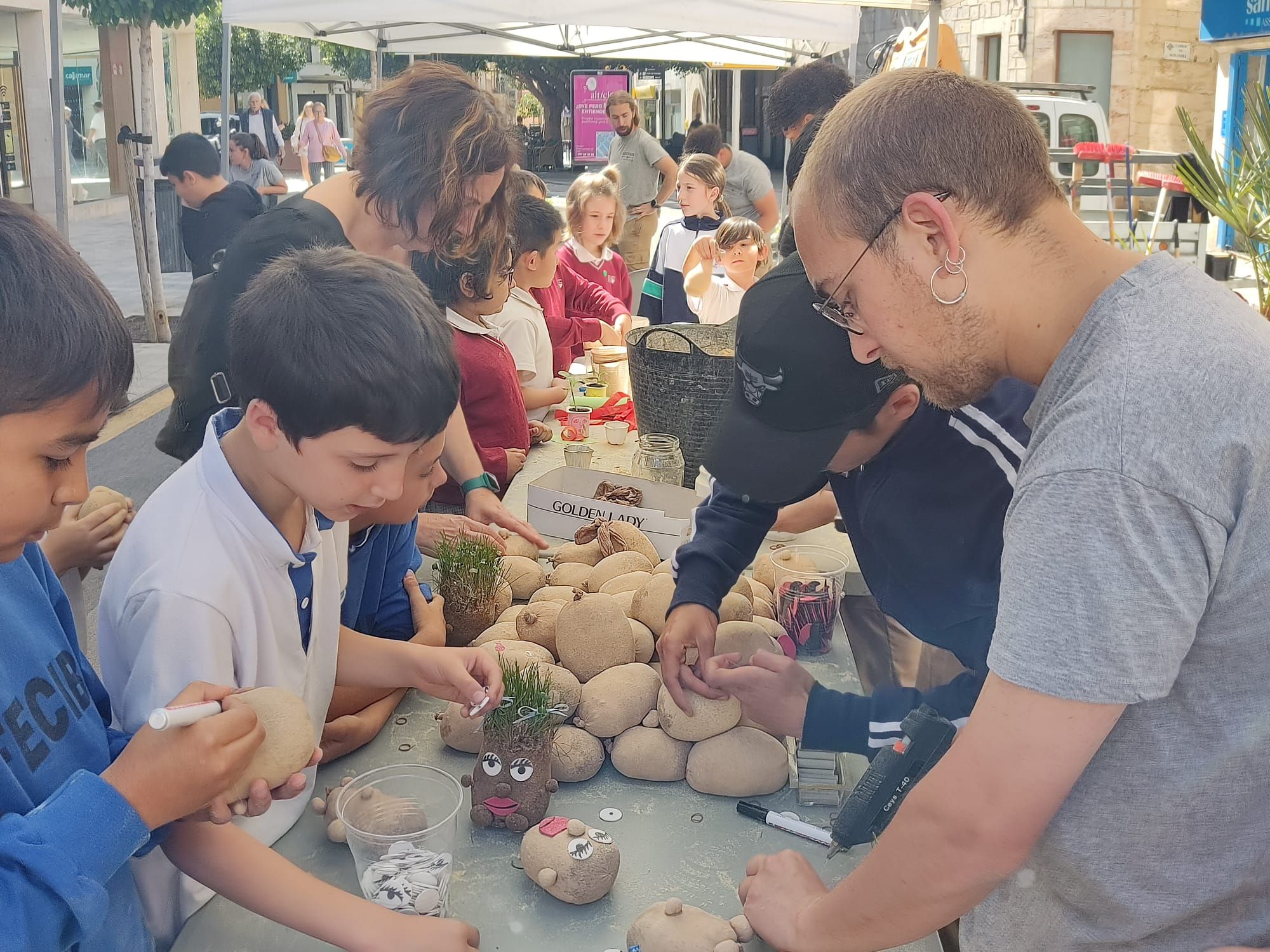 Inca celebra el Dijous Gros, su feria de primavera