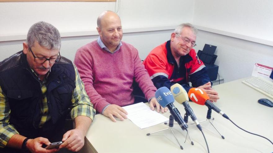 José Francisco Sánchez, Antonio Valverde y Joaquín Muñoz, en la rueda de prensa de este martes.