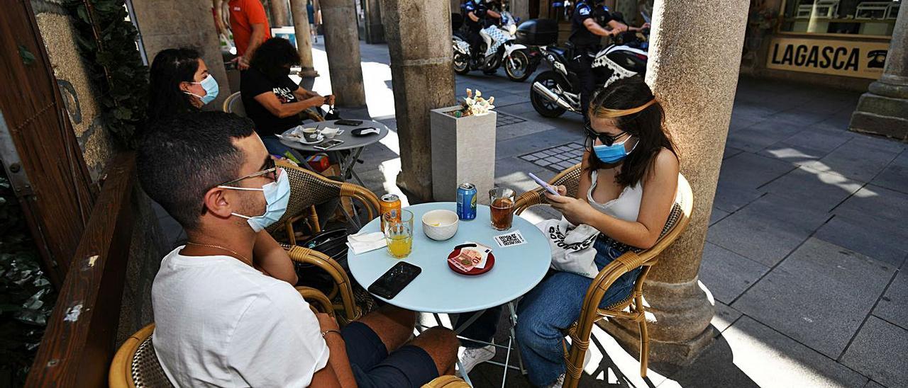 Una terraza de hostelería del centro histórico. |   // GUSTAVO SANTOS