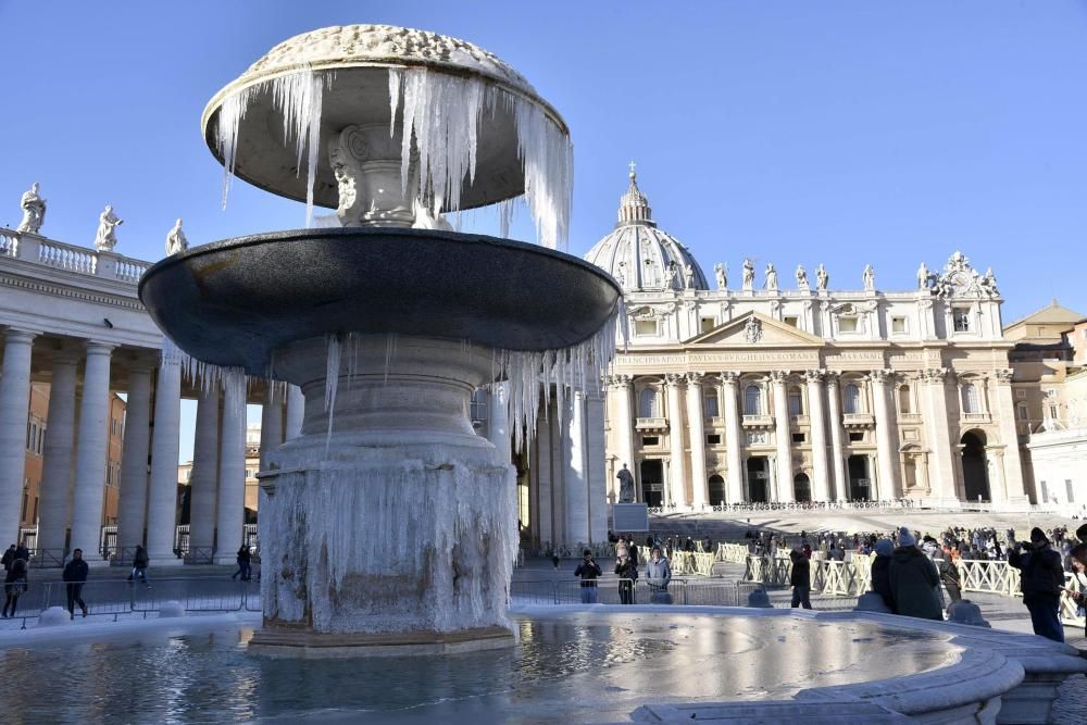 Cold weather in Vatican