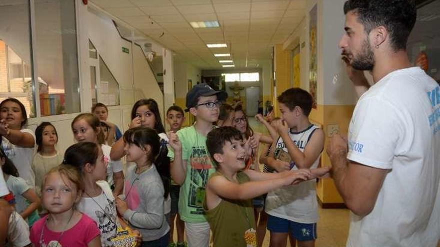 Inauguración de la ludoteca de Caldas. // Noé Parga