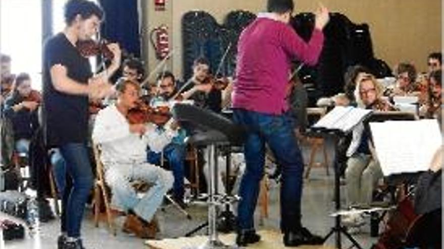 Nemanja Radulovic, Marcel Sabaté i l&#039;orquestra en l&#039;assaig d&#039;ahir.