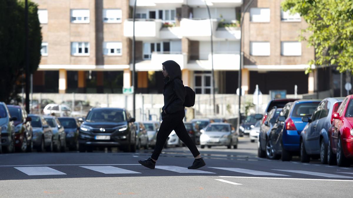 Un tramo de la calle Sabino Álvarez Gendín de Avilés.