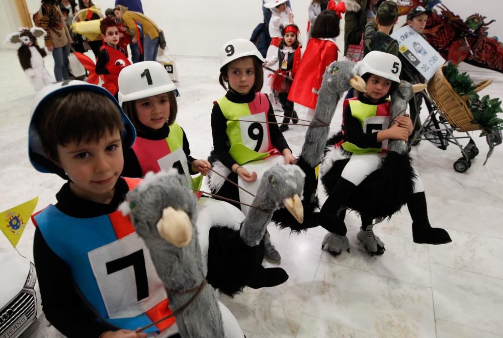 Carnaval infantil en el Calatrava de Oviedo