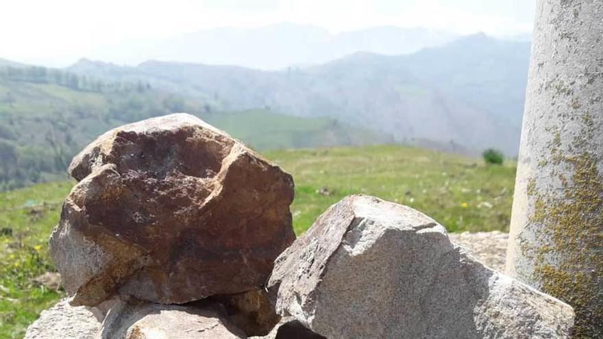 El belén de cumbres resiste en Seana