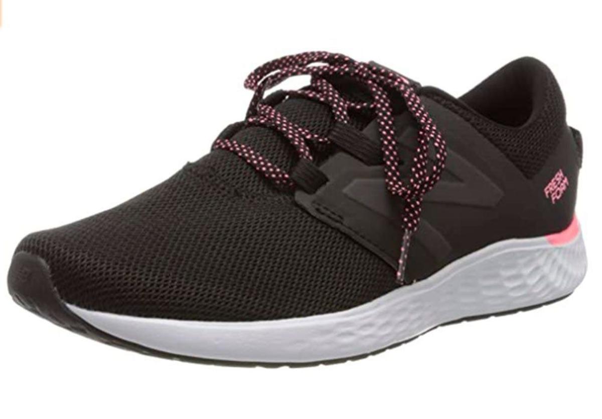 Zapatillas de 'running' de New Balance para mujer. (Precio: 40,47 euros)