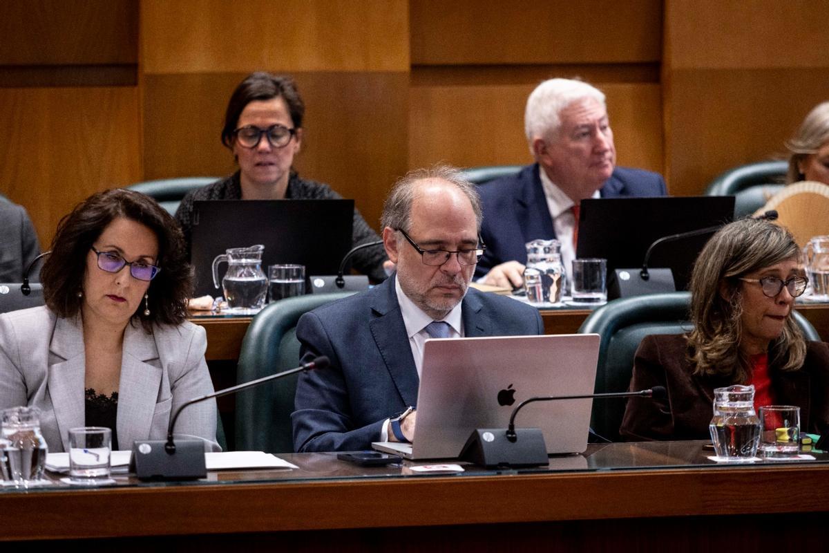 El concejal de Personal, Alfonso Mendoza, en una imagen de archivo durante un pleno.