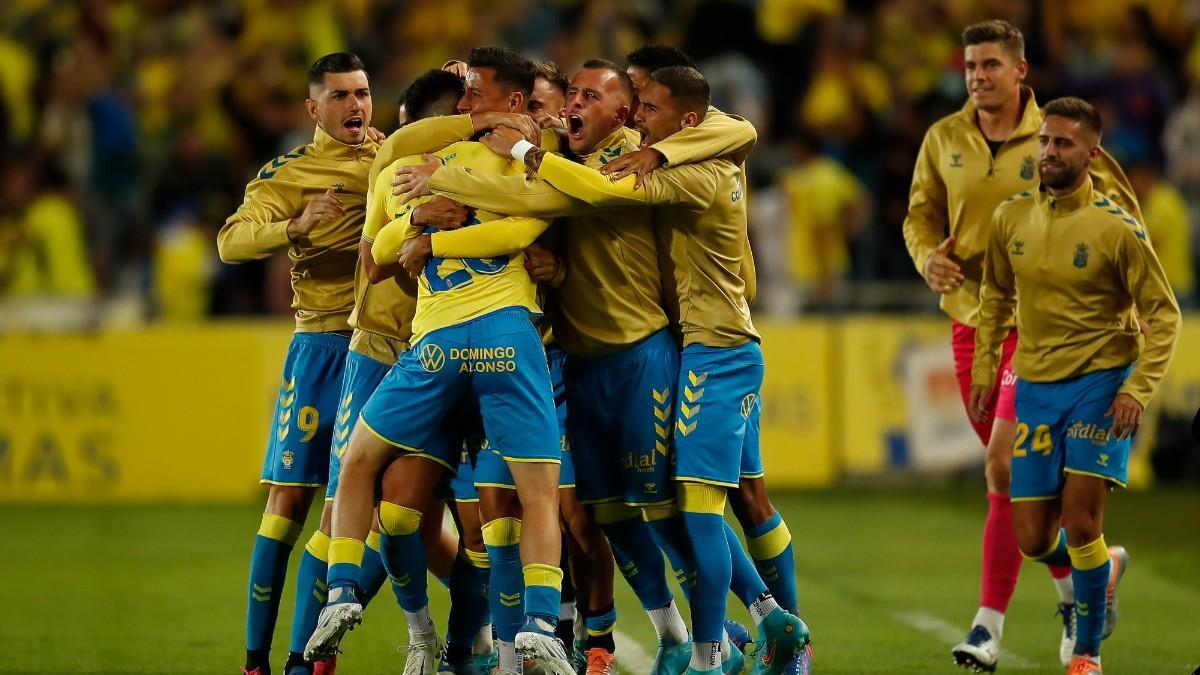 Jugadores de Las Palmas celebrando un gol