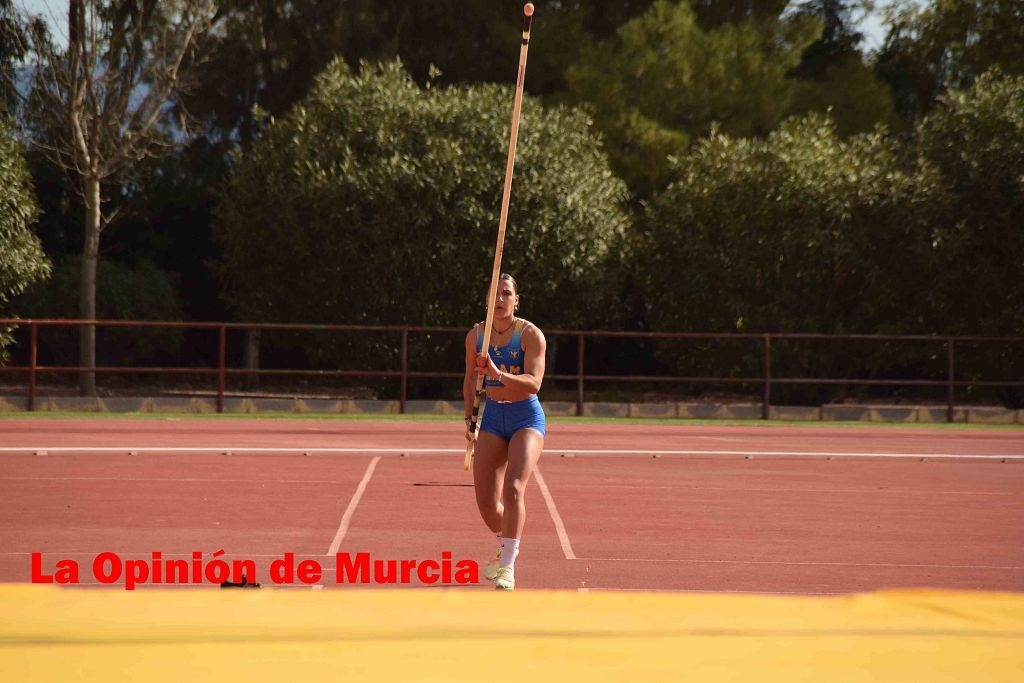 Regional absoluto y sub-23 de atletismo en Lorca (I)