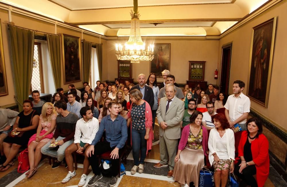 Los estudiantes de Bochum, en el Ayuntamiento