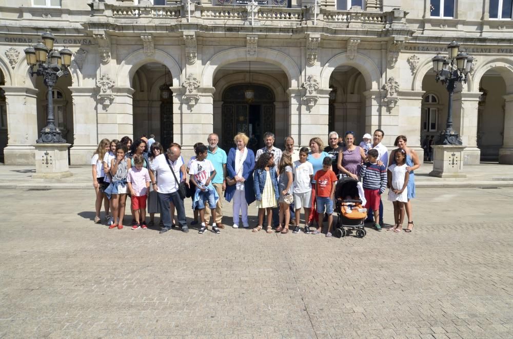 Participantes en ''Vacaciones en Paz'' en María Pita